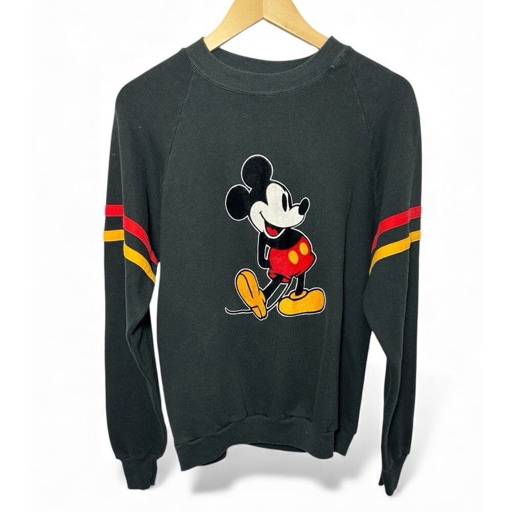 Vintage Disney Mickey Mouse Crew Neck Sweatshirt Black Red Gold Vintage size XL